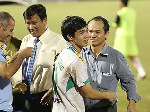 Bầu Đức "nổ" cho... sướng miệng: Công Phượng, Xuân Trường lãnh đủ!