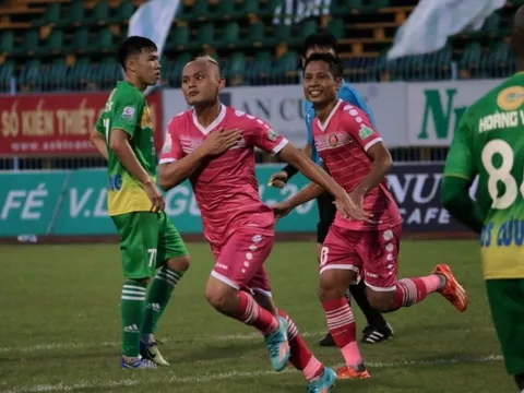 Phương “hít” tỏa sáng, Sài Gòn FC ‘vượt ngục’ thành công trận ‘chung kết ngược’