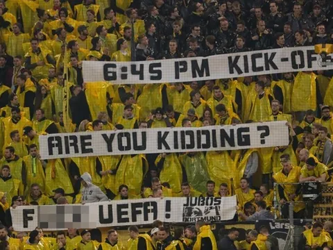 ‘UEFA đối xử với Dortmund như con vật’