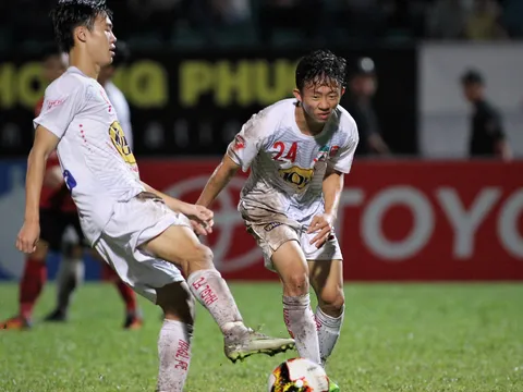 5 điểm nhấn vòng 13 V-League 2017