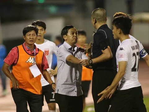 Án phạt V-League: Cần lắm sự nghiêm minh