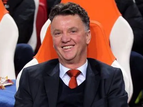 Van Gaal từ chối lời đề nghị khủng, thừa nhận sắp giải nghệ