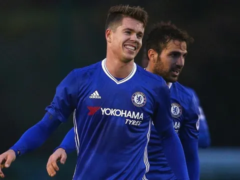 Chelsea mất sao tuyến giữa 8 tháng vì chấn thương đầu gối