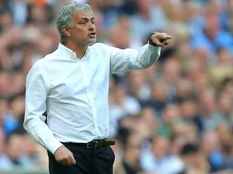 Vào chung kết FA Cup, Mourinho bất ngờ cảm ơn... Fullham