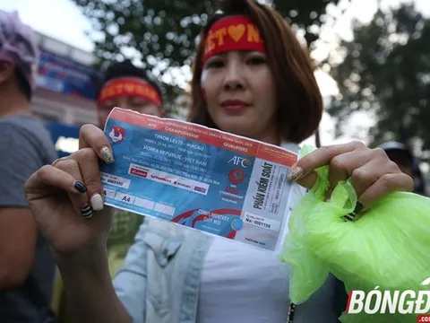 Khán giả bàng hoàng vì mua nhầm vé giả trước đại chiến của U22 Việt Nam