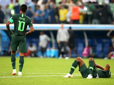 Vì đâu Siêu đại bàng 'gãy cánh' trước Argentina?