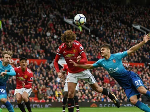 Vì sao Arsenal muốn gây sốc với Fellaini?