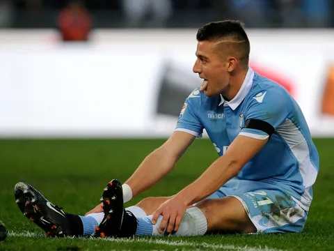 Vì sao Juventus phải hết sức đề phòng Milinkovic-Savic