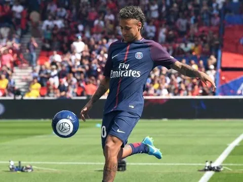 Vì sao Neymar vẫn "ngồi chơi xơi nước" tại PSG?