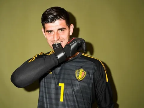 Vì sao tân HLV Chelsea mừng rơn khi Courtois đòi ra đi?