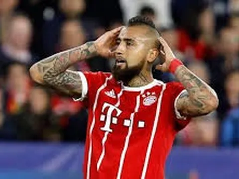 Vidal đến Barcelona, Bayern vẫn chưa hết 'đau đầu'