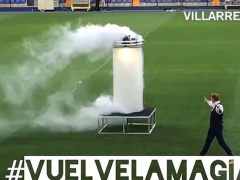 Villareal giúp Santi Cazorla có màn ra mắt "chất như nước cất"