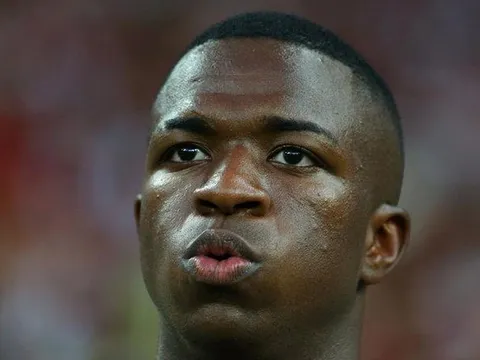 Vinicius Jr nói gì sau khi trở thành tài năng trẻ đắt giá nhất lịch sử?