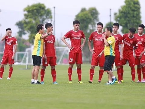 Olympic Việt Nam đá phạt góc như tuyển Anh ở World Cup