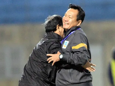 HLV Hoàng Văn Phúc: V-League vẫn là mục tiêu chính
