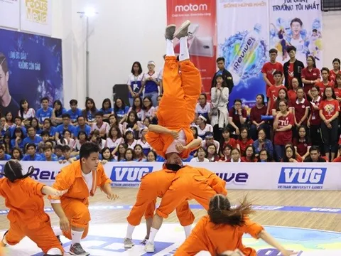 VUG 2017 - Những cuộc “lật đổ” bạo liệt