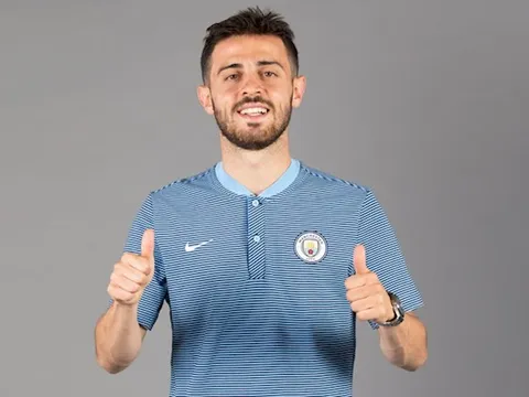 Vừa đá trận ra mắt, Bernardo Silva đã thấy hợp với Man City