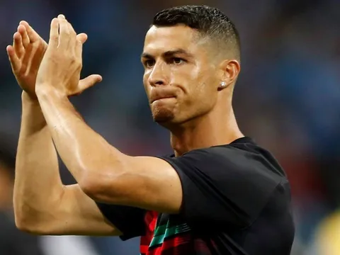 Vừa đến Juventus, Ronaldo đã đưa ra lời hứa khiến CĐV nức lòng