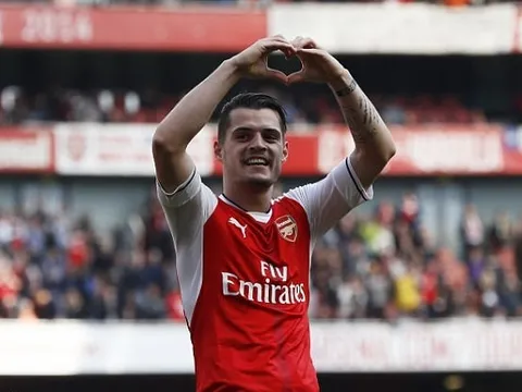 Vừa hạ Man Utd, fan Arsenal đã đón tin buồn từ Wenger