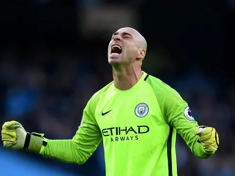 Vừa ra đi, Caballero có cơ hội đối đầu Man City