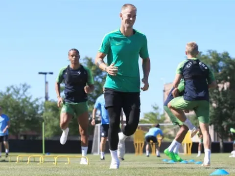Vừa tới Mỹ, Man City lại tiếp tục lao vào tập luyện
