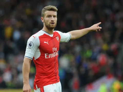 Wenger: Shkodran Mustafi đủ thế lực để đá với Chelsea