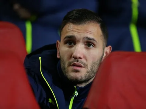 Wenger xin lỗi Perez, nhưng không giảm giá bán