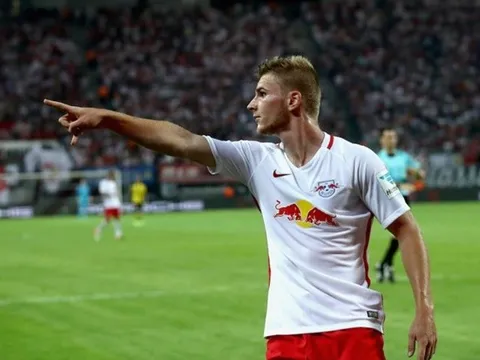 Liverpool gặp đối thủ 'cứng cựa' trong cuộc đua giành sao ghi 21 bàn/mùa ở Bundesliga