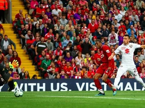 Wijnaldum lần đầu nói về việc muốn trốn chạy khỏi Liverpool