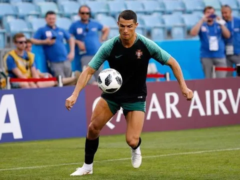 Đồng đội cũ: "Đừng đến nhà Ronaldo!"