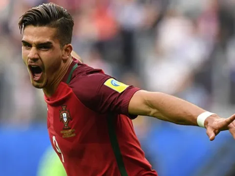 Wolverhampton muốn chiêu mộ tiền đạo AC Milan với giá 35 triệu bảng