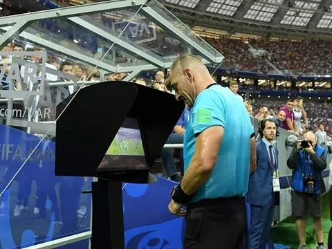 World Cup 2018: Khi VAR và tình huống cố định làm đảo chiều mọi thứ