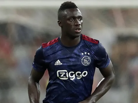 XÁC NHẬN: Tottenham Hotspur có tân binh đắt kỷ lục