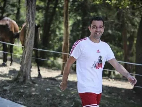Xavi: Barcelona đang ngủ quên