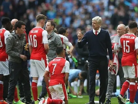 Xhaka - Ông chủ khu trung tuyến của Arsenal