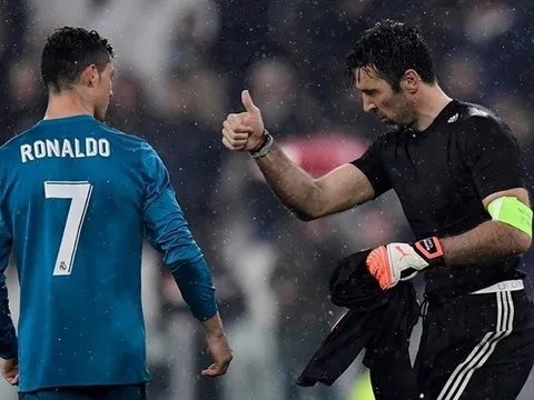 Xin lỗi Allegri, chỉ Ronaldo ngày càng khác biệt!