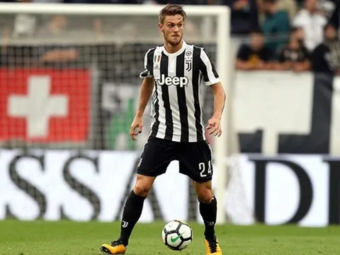 XONG: Juventus chính thức nói "không" với Chelsea vụ Rugani