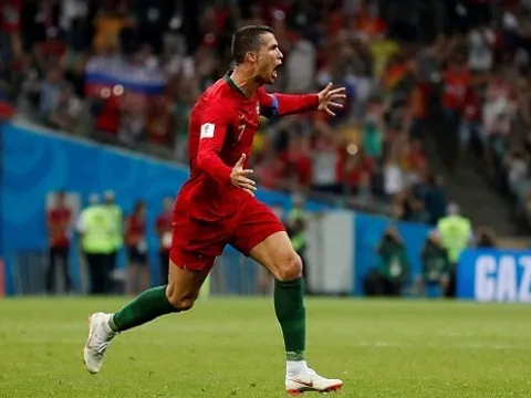 Ronaldo - vua hat-trick và con số 51 trùng hợp đến lạ kì
