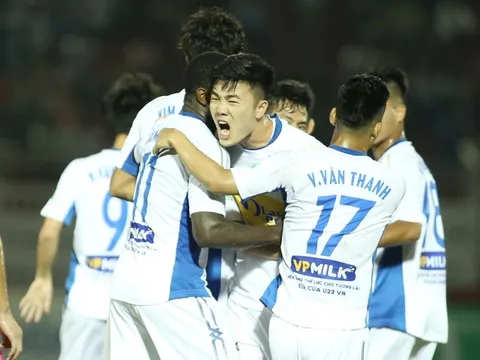 Xuân Trường "nổ súng" HAGL vẫn cưa điểm đáng tiếc