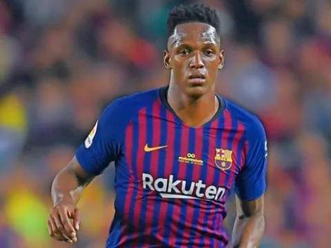 NÓNG: Yerry Mina bỏ tập, chuẩn bị rời khỏi Barcelona?