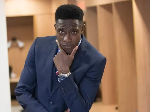 Young, Welbeck trông như nam thần khi khoác lên bộ vest tuyển Anh