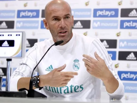 Zidane: Án phạt của Ronaldo là không thể tin nổi!