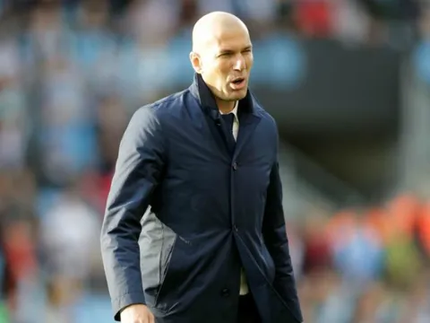 Zidane: Phần khó khăn vẫn ở phía trước