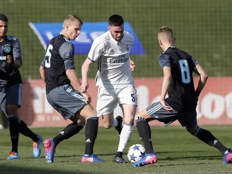 Những tài năng trẻ được HLV Zidane đôn lên đội một Real