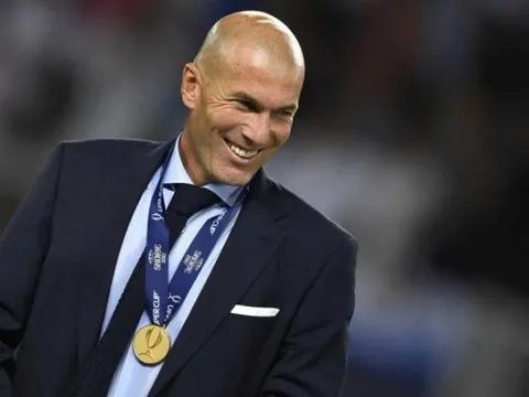Zidane XÁC NHẬN gia hạn hợp đồng với Real Madrid