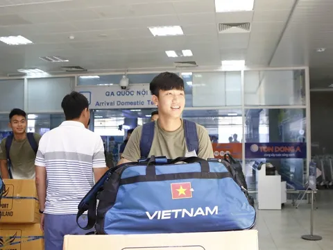 "Hot boy" U20 Việt Nam hội quân ở Nha Trang chuẩn bị U20 thế giới