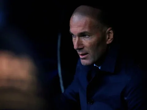 9 lý do Real Madrid sa sút trầm trọng: Zidane quá bảo thủ