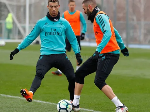 Ronaldo hưng phấn sau khi đánh bại PSG