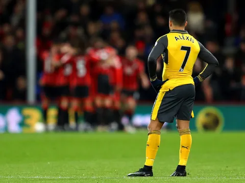 16 bàn thắng, 10 kiến tạo: Hãy đáp ứng cho Alexis mọi đòi hỏi