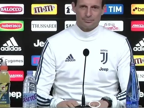 HLV Allegri sắp 'đeo gông' với bạn gái diễn viên?